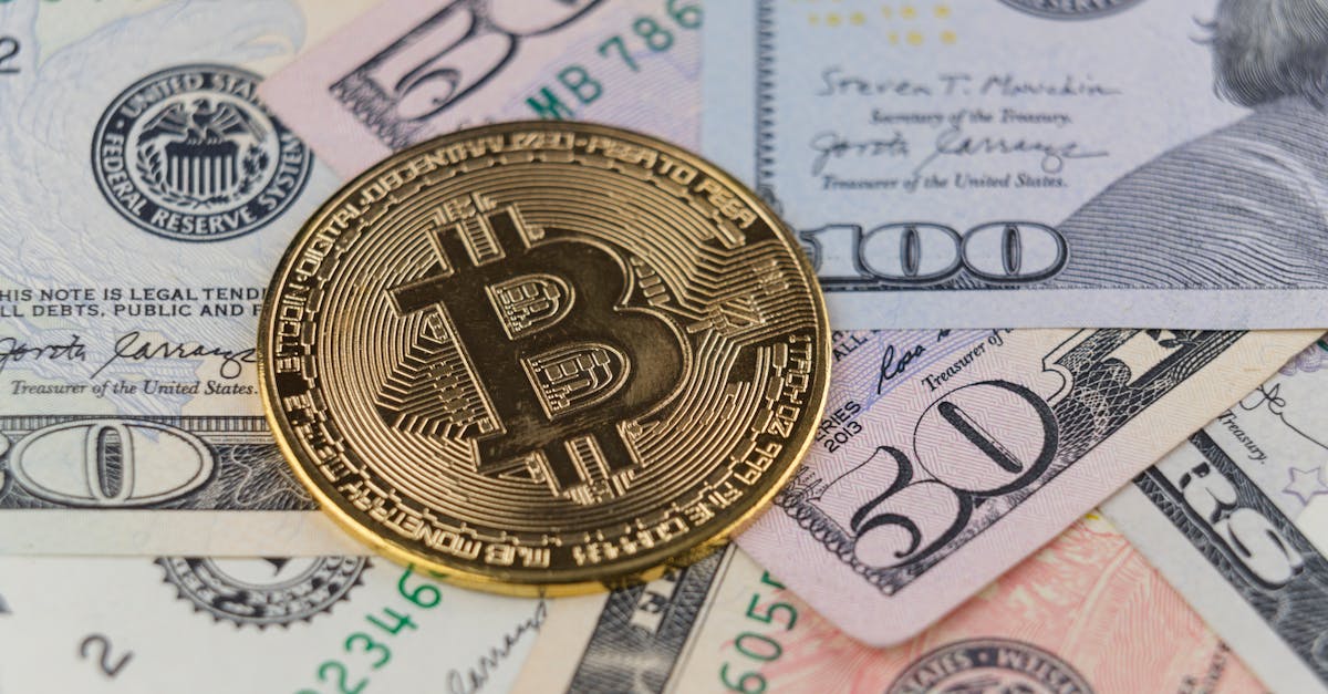 Logo de la Federal Reserve aux États-Unis avec des symboles de cryptomonnaies intégrés